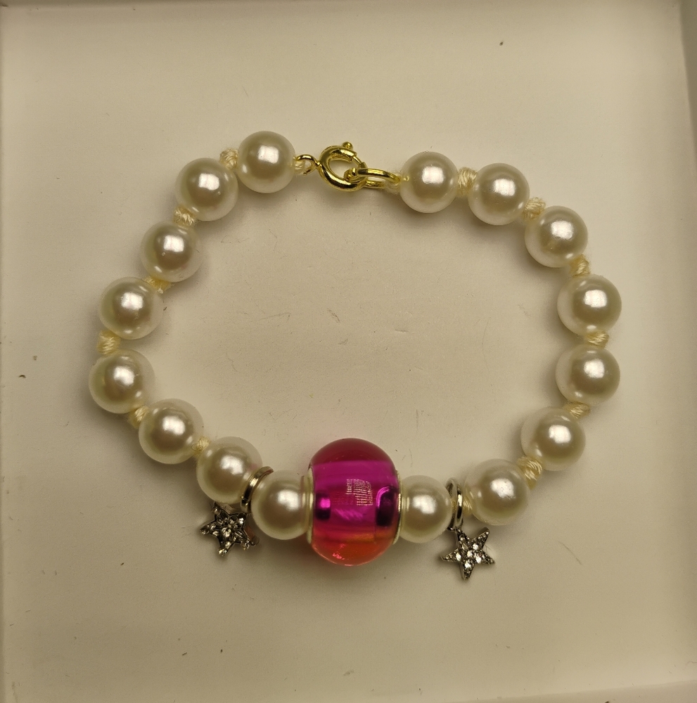 Elegant Pearl and Pink Bead Bracelet